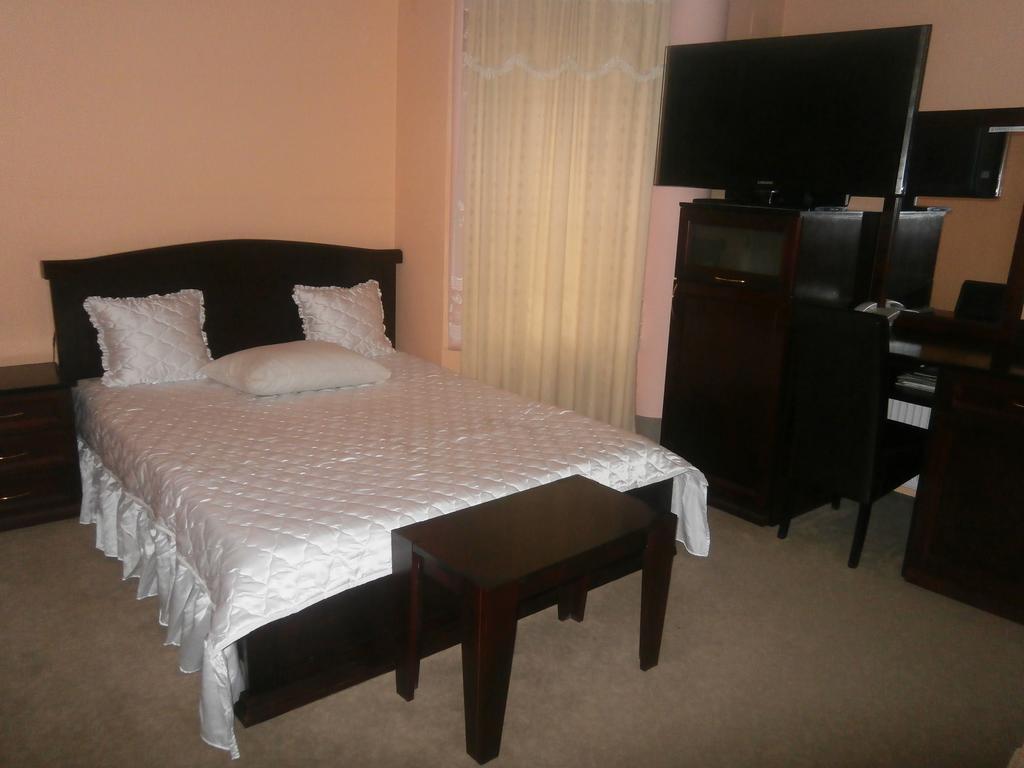 Hotel Vila Mitic Luxx Spa Centar Λέσκοβατς Εξωτερικό φωτογραφία