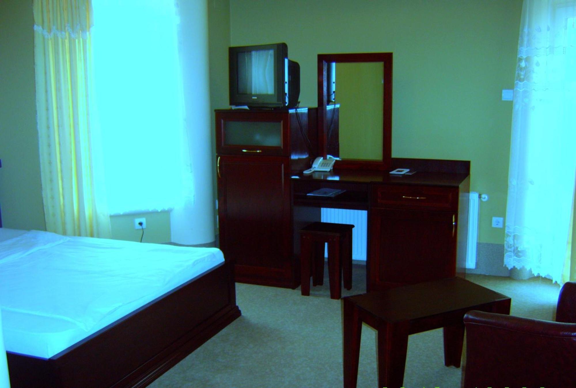 Hotel Vila Mitic Luxx Spa Centar Λέσκοβατς Εξωτερικό φωτογραφία