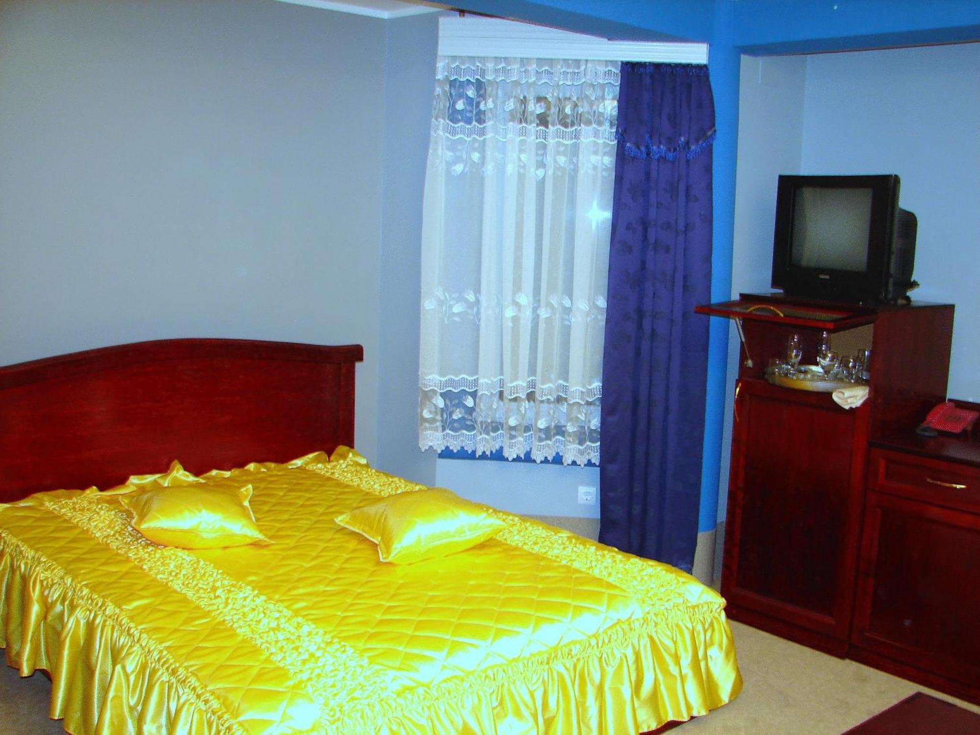 Hotel Vila Mitic Luxx Spa Centar Λέσκοβατς Εξωτερικό φωτογραφία