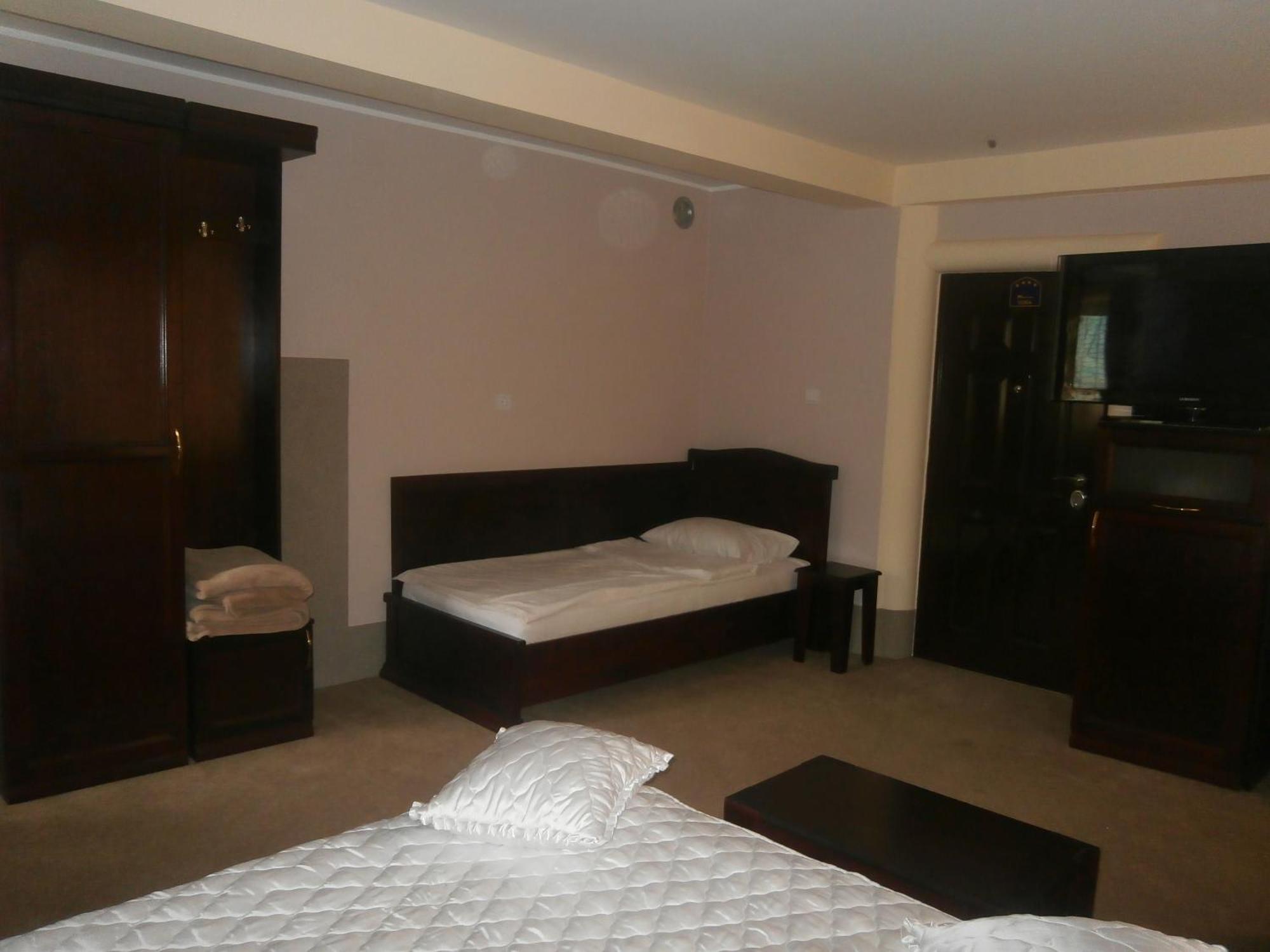 Hotel Vila Mitic Luxx Spa Centar Λέσκοβατς Εξωτερικό φωτογραφία